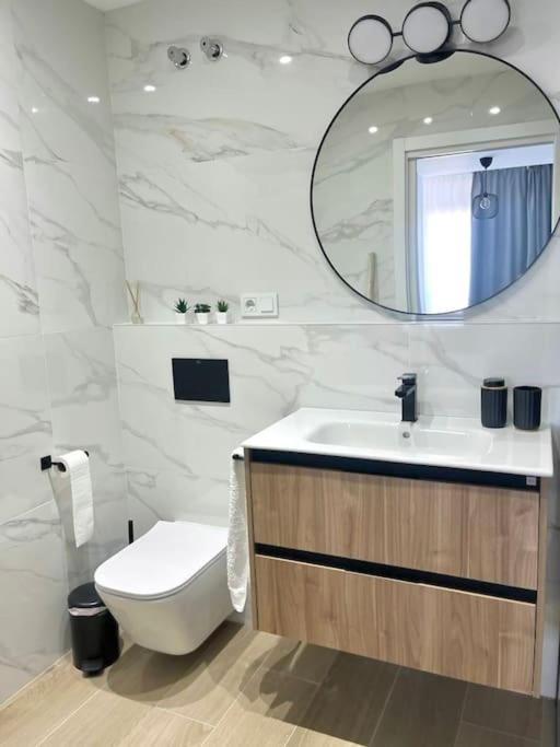 Ferienwohnung Luxury Views Downtown Alicante Exterior foto