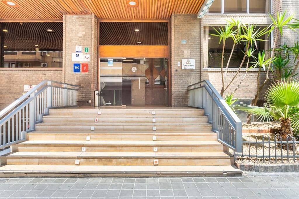 Ferienwohnung Luxury Views Downtown Alicante Exterior foto